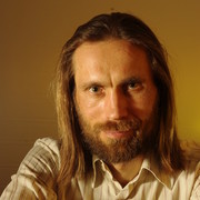 Aleksandr Kizer on My World.
